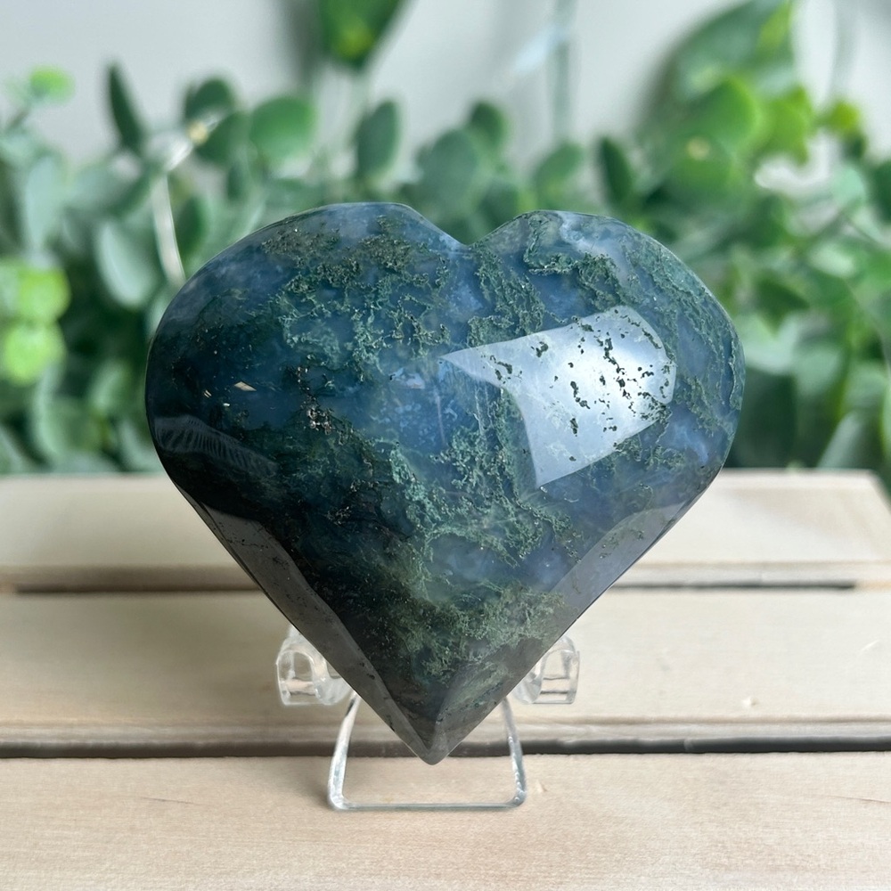 Moss Agate Heart Carving C